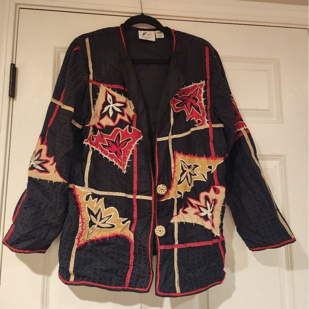 Earth Sea and Sky Vintage black and red jacket M